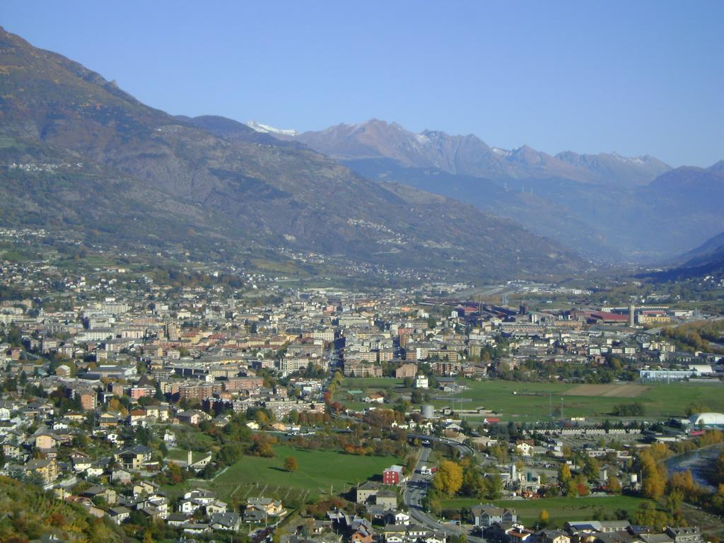 La Maison Nouva 1977 Aosta Exterior foto